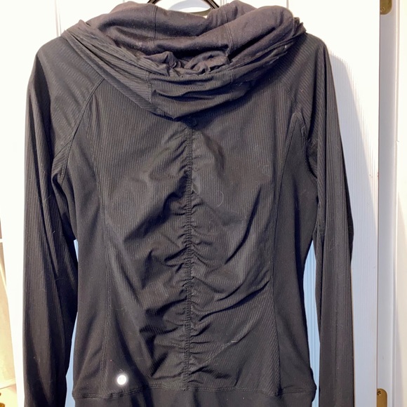 Lululemon Jacket - Picture 2 of 7
